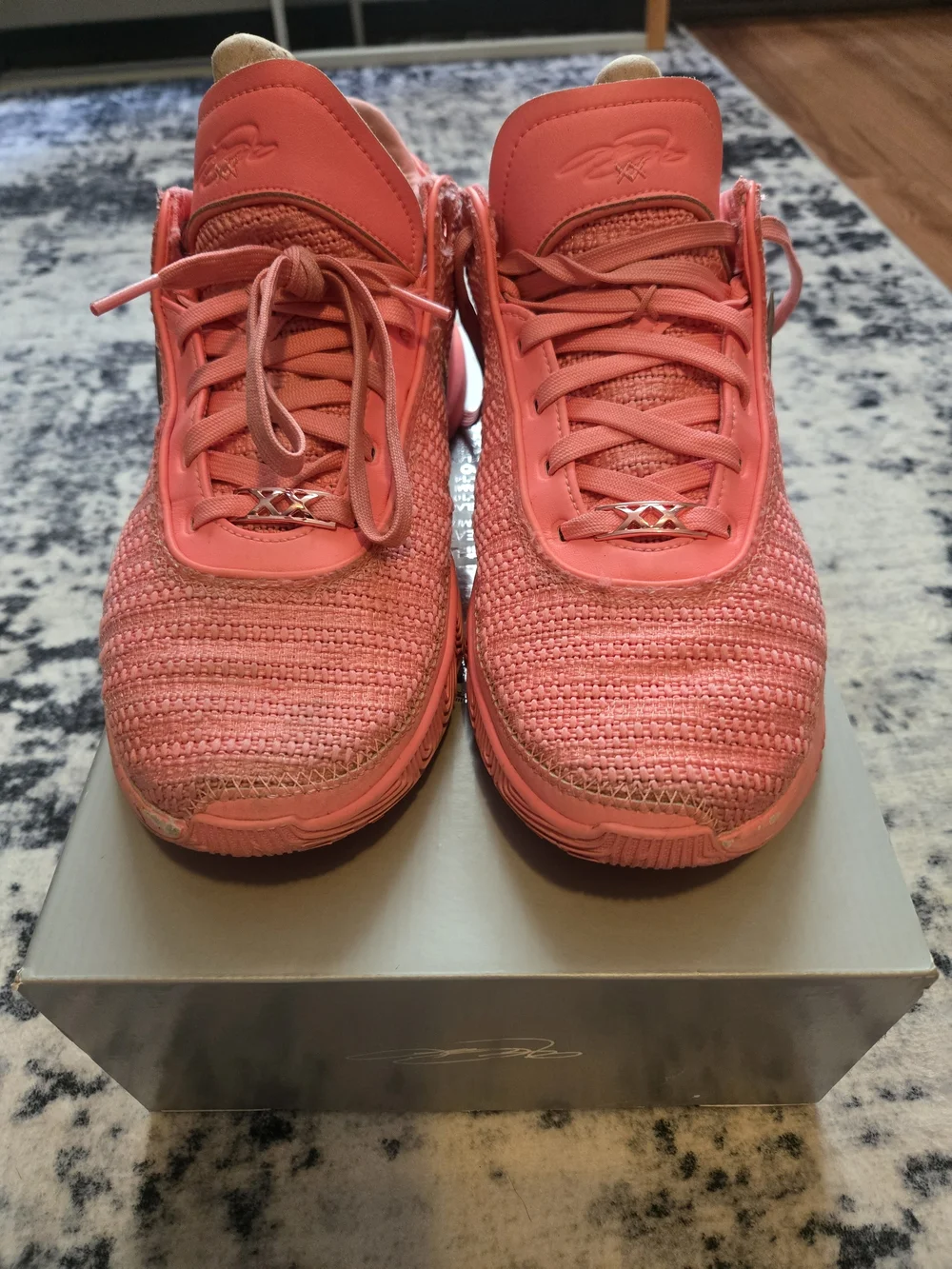 Nike Pink Knit Men's Sneakers